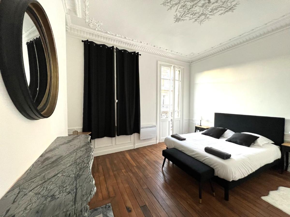 L'hotel Des Ventes Chativesle Appartement *