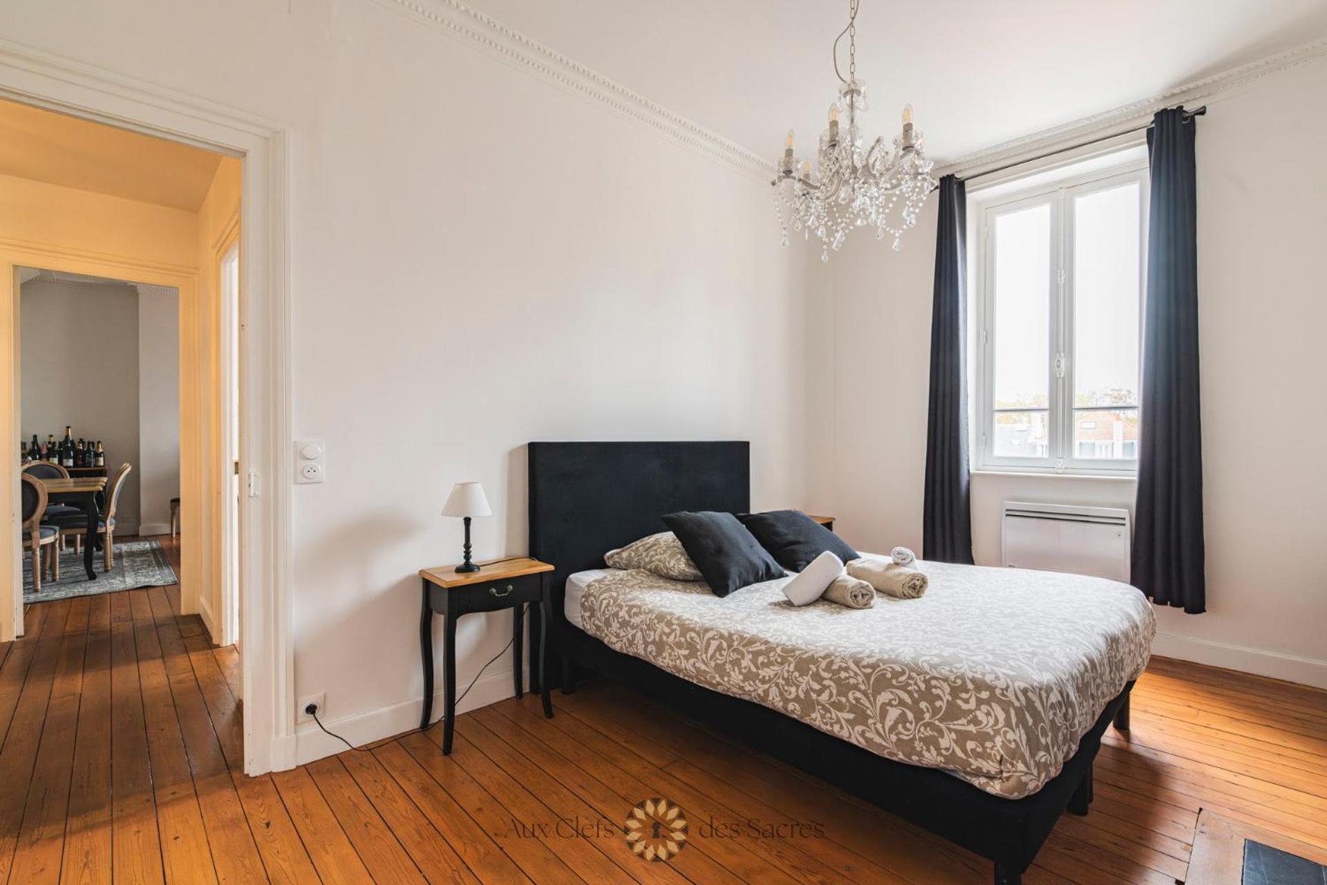 L'hotel Des Ventes Chativesle Appartement *